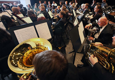 Photo of Symphonic Band|Photo of Symphonic Band performing||Photo of Symphonic Band