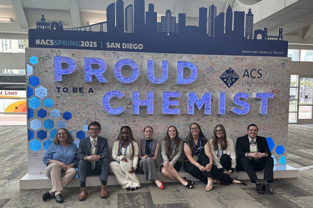 Students at ACS conference