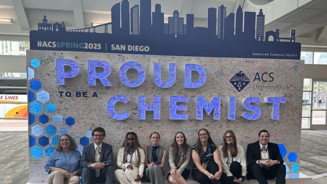 Students at ACS conference