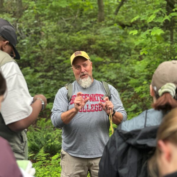 Dr. Ed Lickey speaking to his Field Botany class.